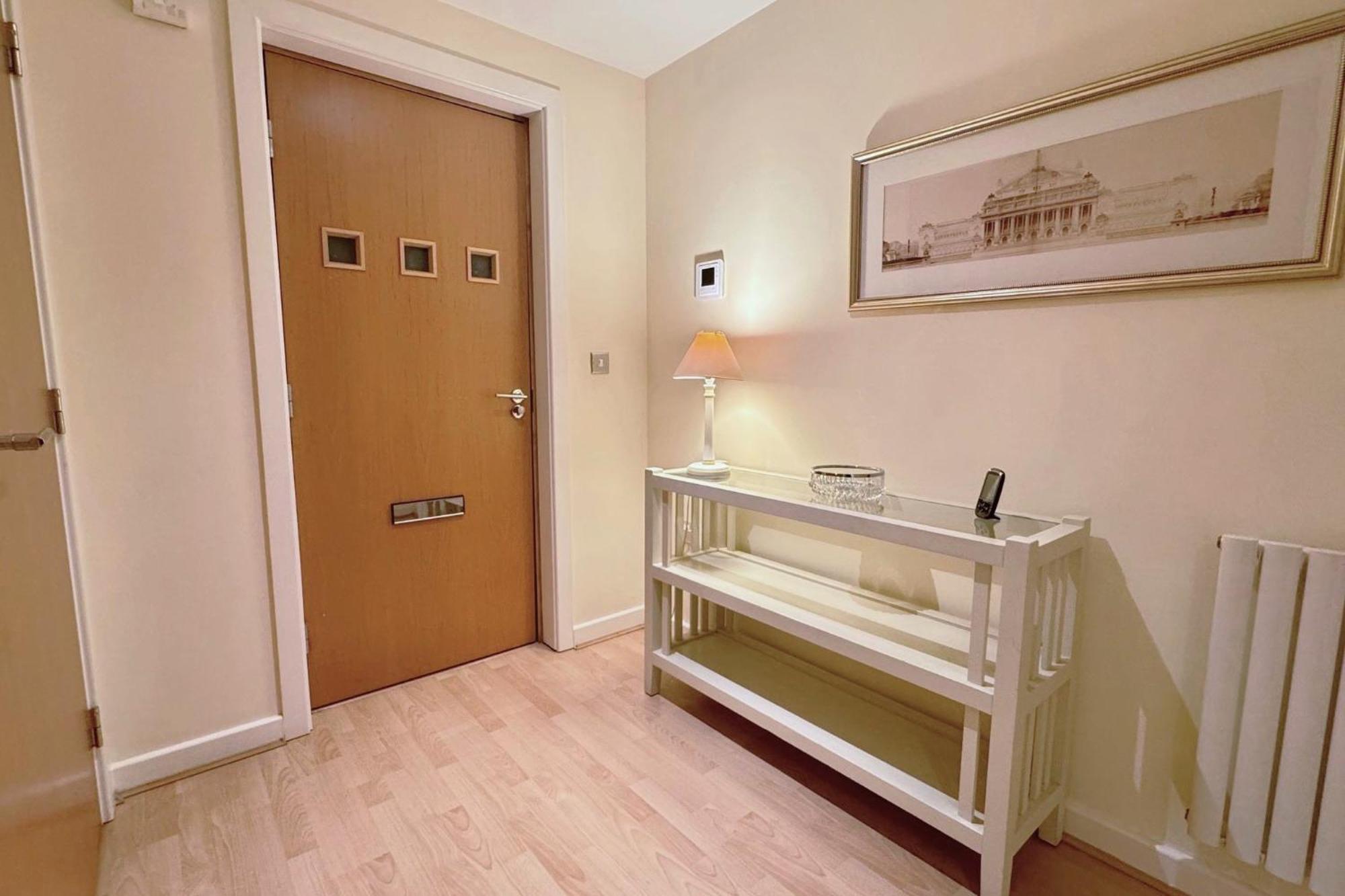 The Greenwich - Two Bedroom Apartment With Parking, Close To Ferry Terminals Southampton Bagian luar foto